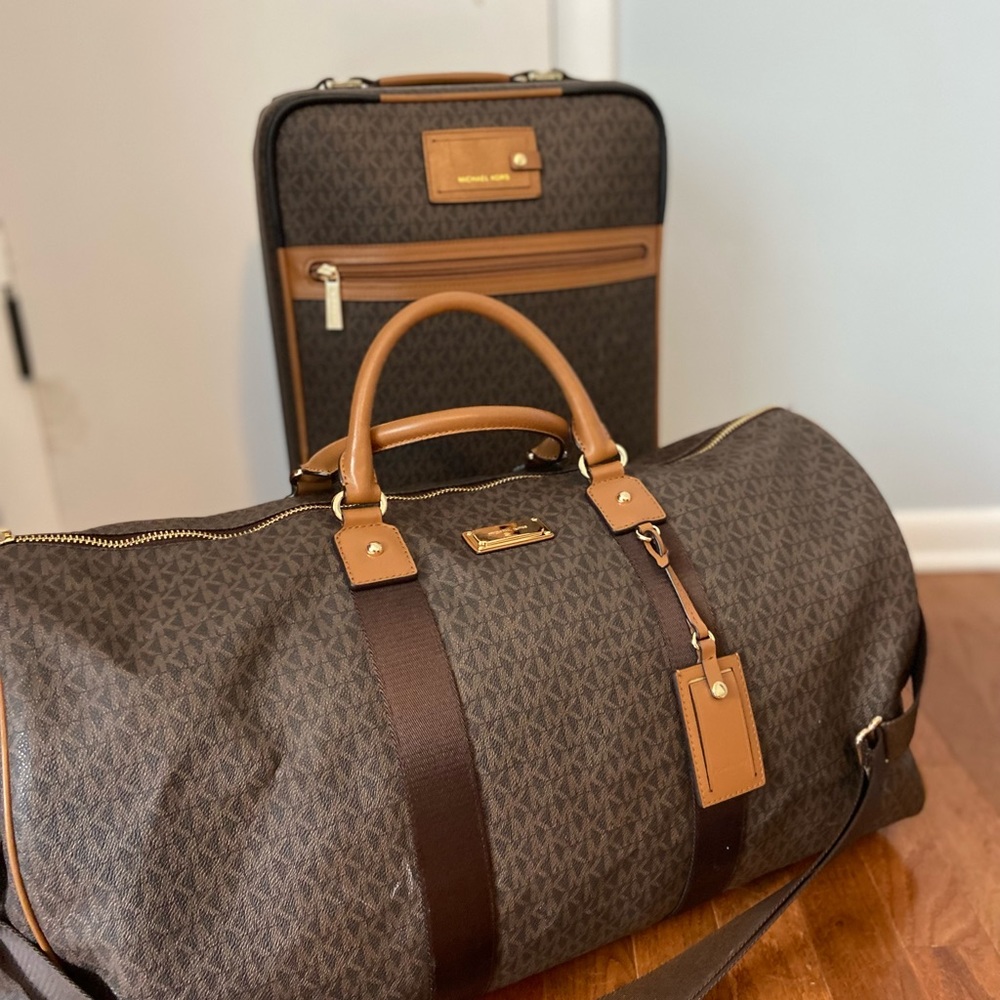 Michael Kors Luggage Set
